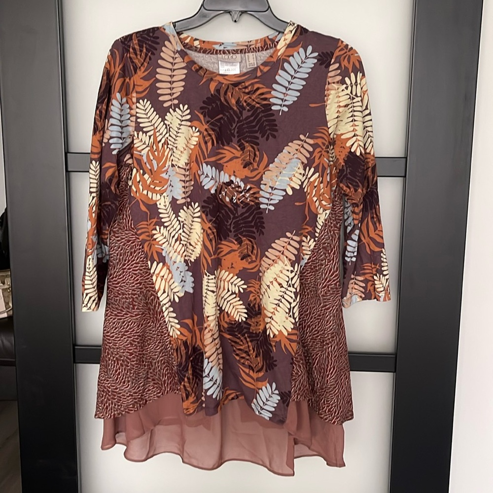 LOGO Gorgeous Fern Leaf & animal Print Patterned Blouse Overlay